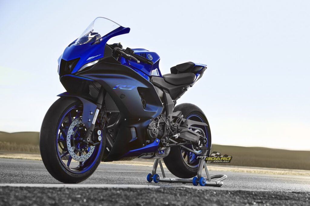 The 2022 Yamaha YZF-R7 uses the same torque rich parallel twin as the MT-07...