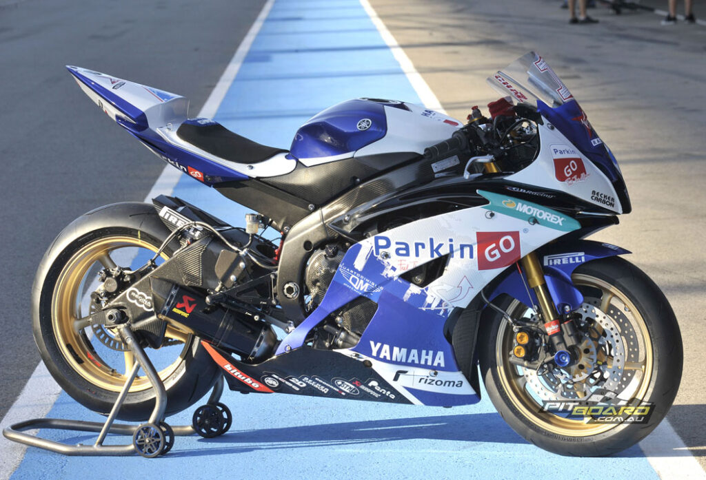A decade on and little has changed, showing what a brilliant racer the YZF-R6 was from 2009 onwards.
