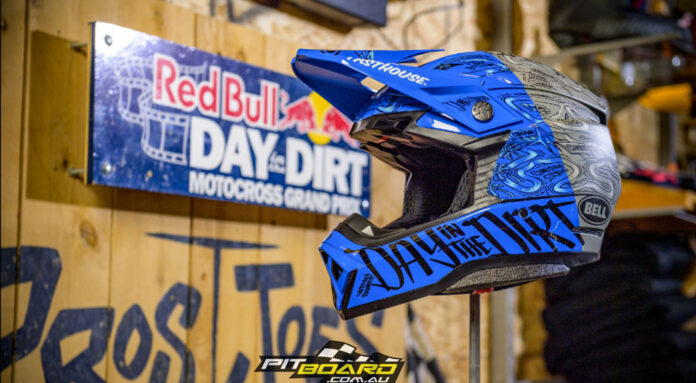 Bell MOTO-10 Day In The Dirt Helmet.