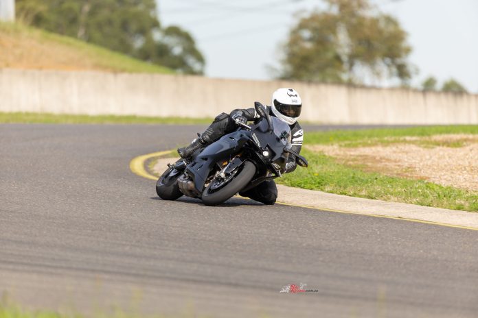 This isn’t just an MT-09 with fairings bolted on. The R9 feels like its own model entirely, with a purpose and attitude far removed from its naked sibling.